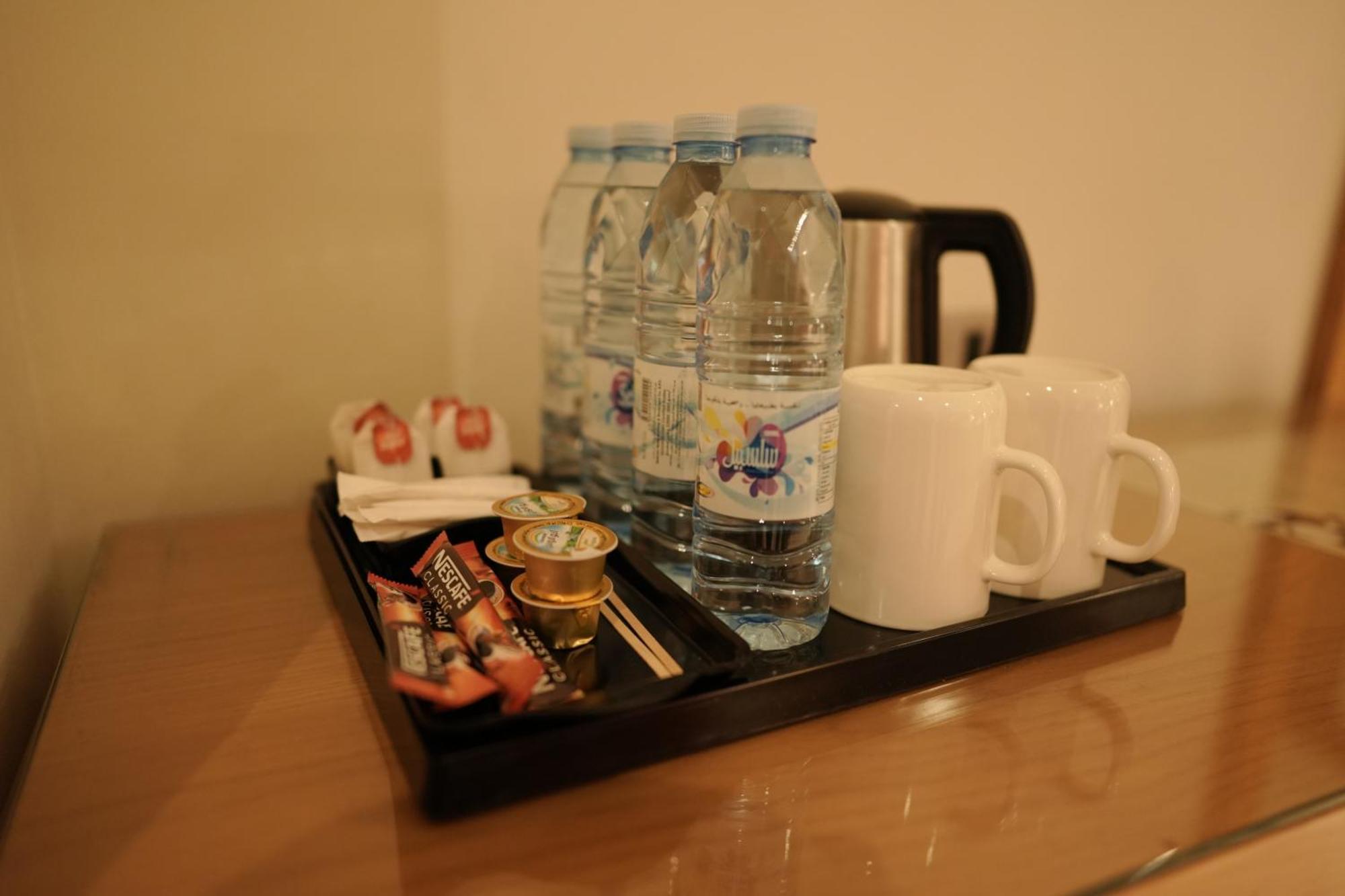 Meshal Hotel Manama Eksteriør bilde